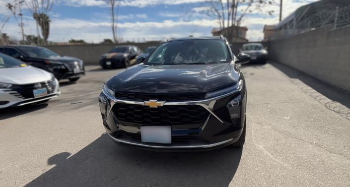 Thumbnail: 2025 Chevrolet Trax - 1