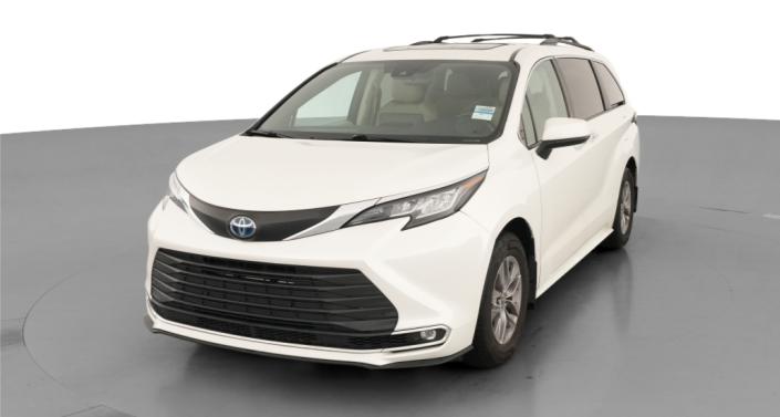 Thumbnail: 2021 Toyota Sienna - 1