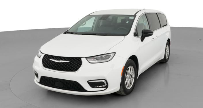 Thumbnail: 2024 Chrysler Pacifica - 1