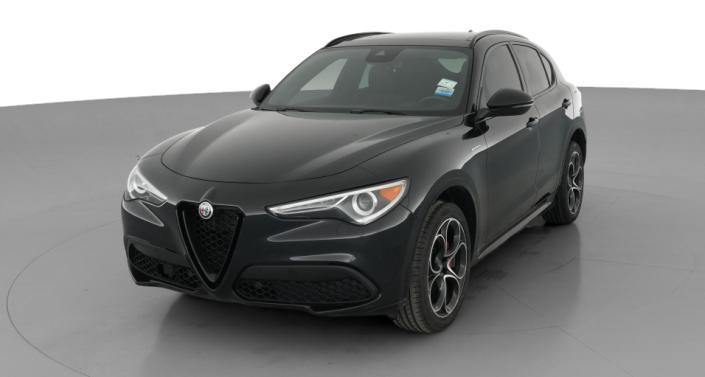 Thumbnail: 2022 Alfa Romeo Stelvio - 1