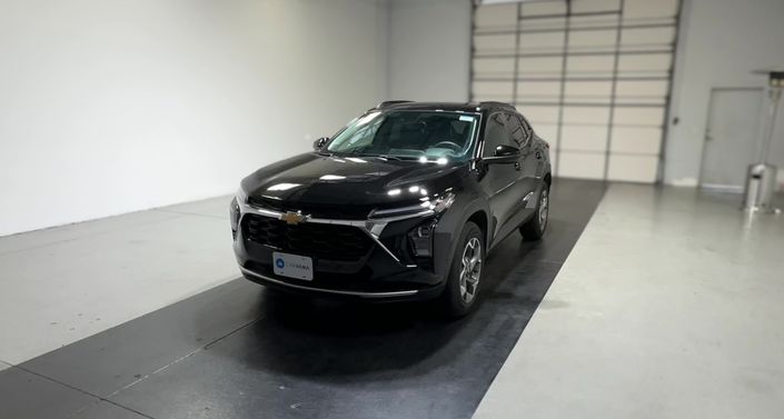 Thumbnail: 2025 Chevrolet Trax - 1