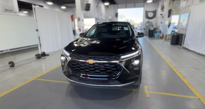 Thumbnail: 2025 Chevrolet Trax - 1