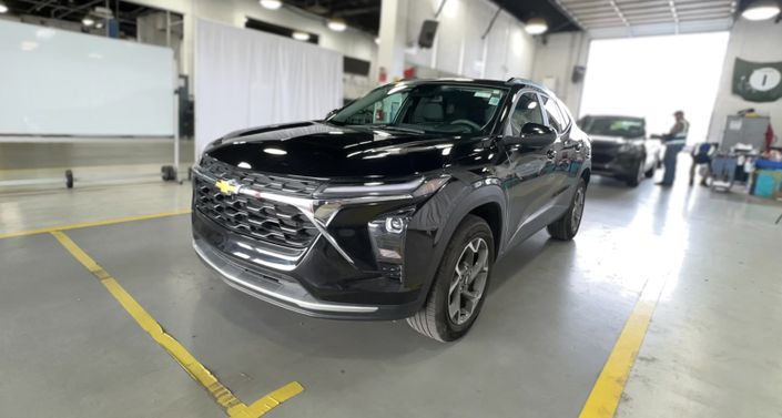 Thumbnail: 2025 Chevrolet Trax - 1