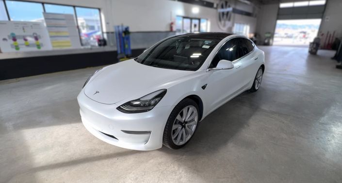 Thumbnail: 2018 Tesla Model 3 - 1