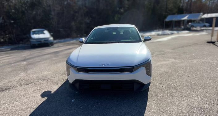 Thumbnail: 2025 Kia K4 - 1