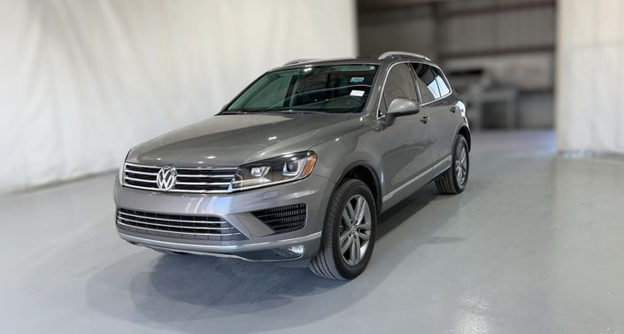 Thumbnail: 2015 Volkswagen Touareg - 1