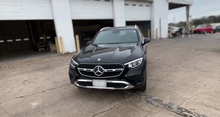 Thumbnail: 2024 Mercedes-Benz GLC - 1