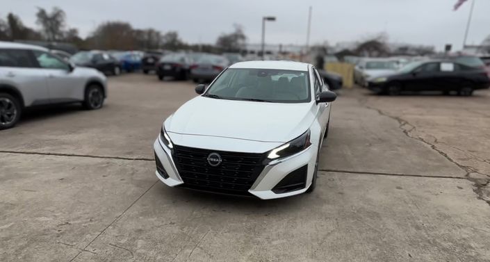 Thumbnail: 2025 Nissan Altima - 1