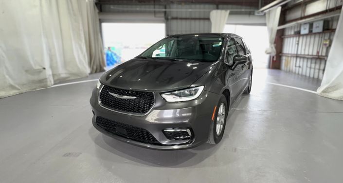 Thumbnail: 2023 Chrysler Pacifica - 1