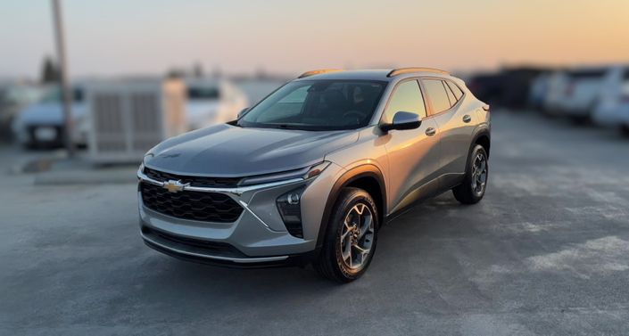 Thumbnail: 2025 Chevrolet Trax - 1