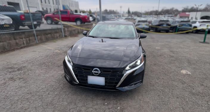 Thumbnail: 2025 Nissan Altima - 1