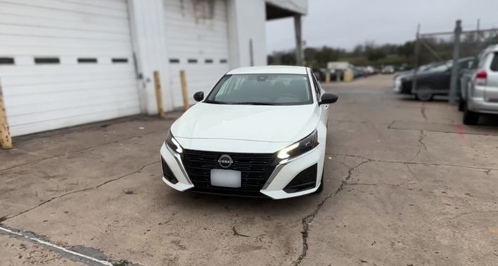 Thumbnail: 2025 Nissan Altima - 1