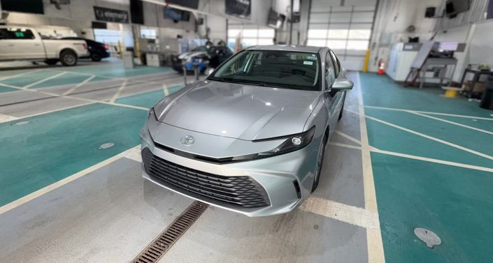 Thumbnail: 2025 Toyota Camry - 1