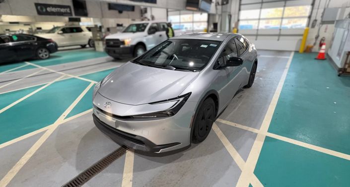 Thumbnail: 2025 Toyota Prius - 1
