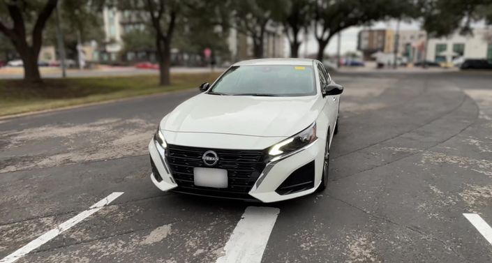 Thumbnail: 2025 Nissan Altima - 1