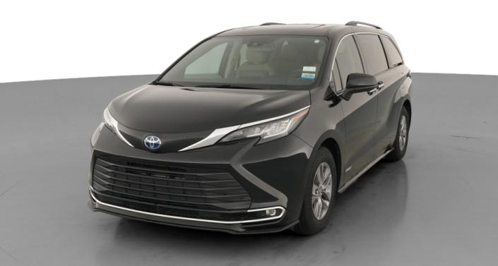 Thumbnail: 2021 Toyota Sienna - 1