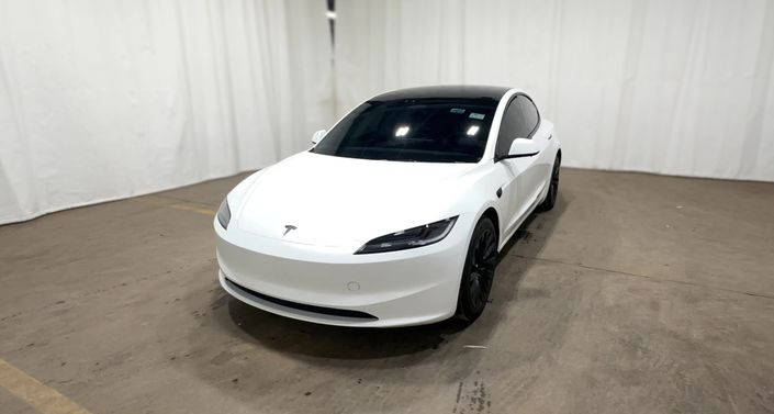 Thumbnail: 2025 Tesla Model 3 - 1