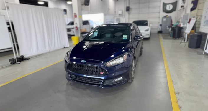 Thumbnail: 2017 Ford Focus - 1