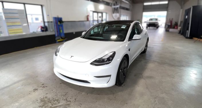 Thumbnail: 2022 Tesla Model 3 - 1