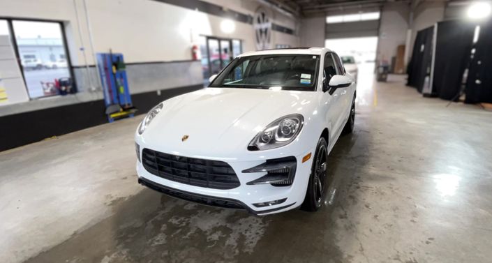 Thumbnail: 2017 Porsche Macan - 1
