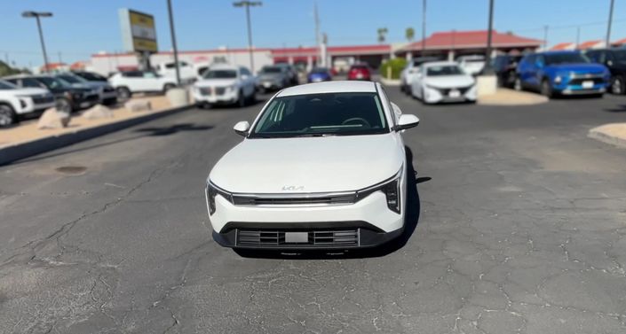 Thumbnail: 2025 Kia K4 - 1