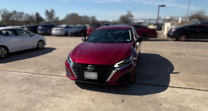 Thumbnail: 2025 Nissan Altima - 1