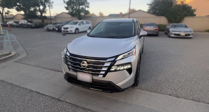 Thumbnail: 2025 Nissan Rogue - 1