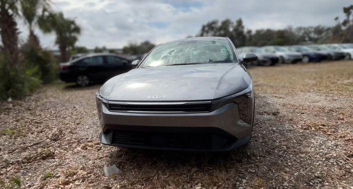 Thumbnail: 2025 Kia K4 - 1