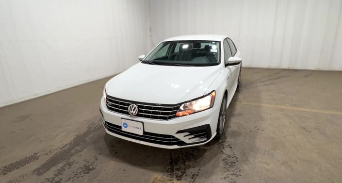 Thumbnail: 2018 Volkswagen Passat - 1