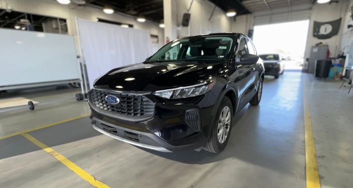 Thumbnail: 2025 Ford Escape - 1