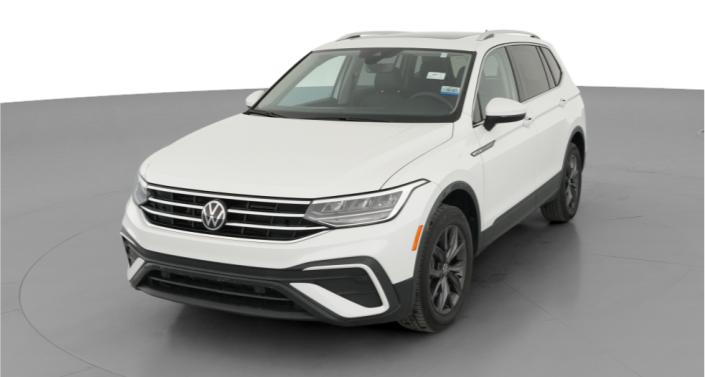 Thumbnail: 2023 Volkswagen Tiguan - 1