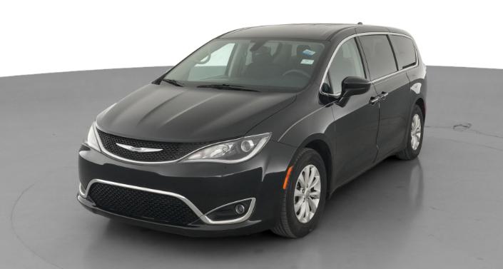 Thumbnail: 2019 Chrysler Pacifica - 1