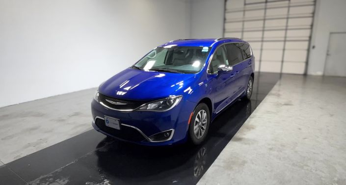 Thumbnail: 2020 Chrysler Pacifica - 1