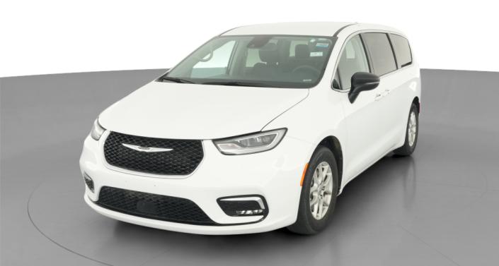 Thumbnail: 2023 Chrysler Pacifica - 1