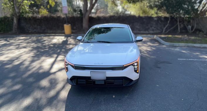 Thumbnail: 2025 Kia K4 - 1