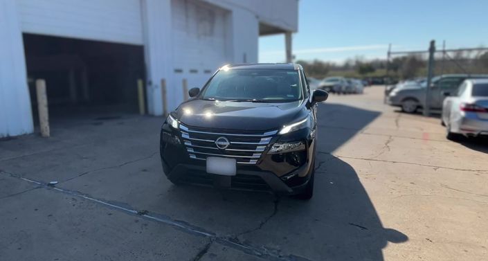 Thumbnail: 2025 Nissan Rogue - 1