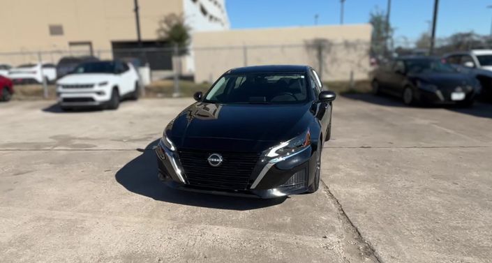 Thumbnail: 2025 Nissan Altima - 1