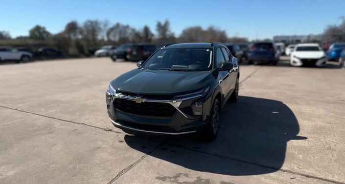 Thumbnail: 2025 Chevrolet Trax - 1