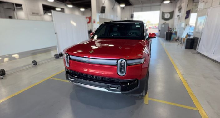 2025 Rivian R1S  -
                  Tempe, AZ
