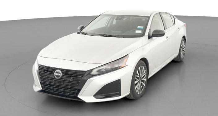 Thumbnail: 2024 Nissan Altima - 1