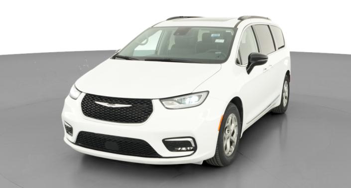 Thumbnail: 2023 Chrysler Pacifica - 1