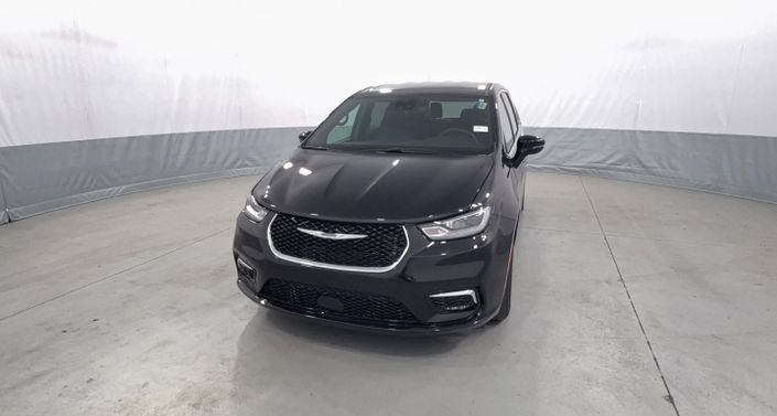 Thumbnail: 2025 Chrysler Pacifica - 1