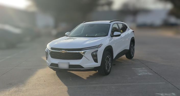 Thumbnail: 2025 Chevrolet Trax - 1