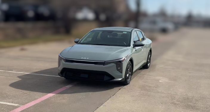 Thumbnail: 2025 Kia K4 - 1