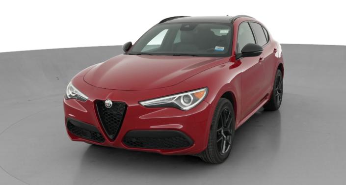 Thumbnail: 2021 Alfa Romeo Stelvio - 1