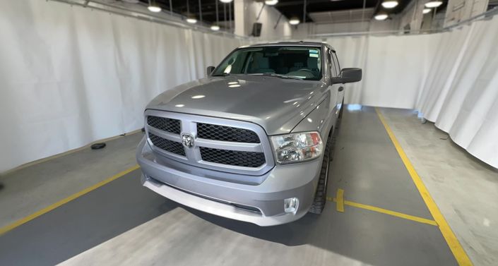 Thumbnail: 2020 RAM 1500 Classic - 1