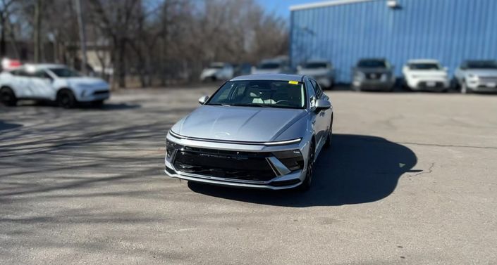 Thumbnail: 2025 Hyundai Sonata - 1