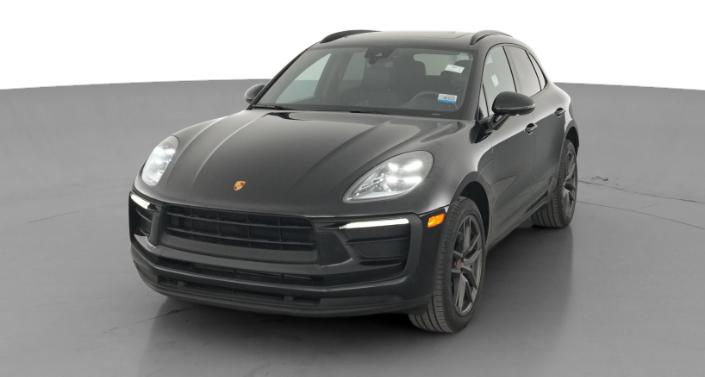 Thumbnail: 2022 Porsche Macan - 1