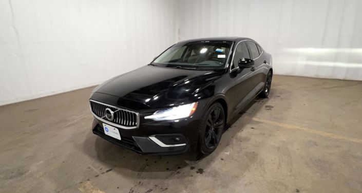 Thumbnail: 2022 Volvo S60 - 1