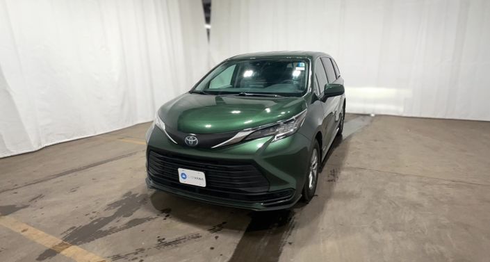 Thumbnail: 2021 Toyota Sienna - 1
